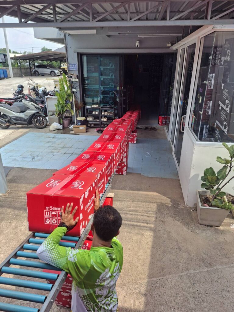 รถขนส่งรับจ้างน้ำยืน